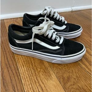 Women’s Vans Sneakers. Worn 1 time. Like New